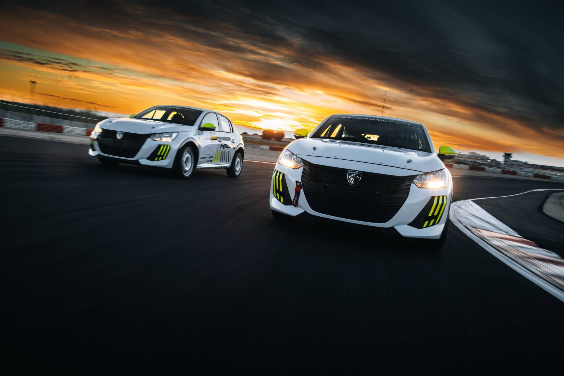 Peugeot 208 Racing FRC6